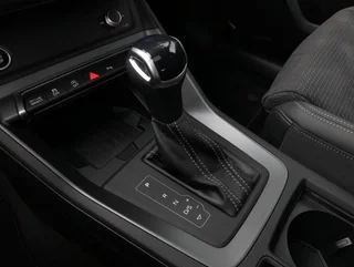 Q3 SB S-LINE 35 TFSI S-tr. - Image 7