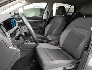 Golf VIII ACTIVE 2,0 TDI DSG - Image 11