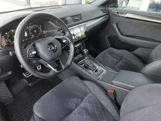 Superb Kombi SPORTLINE PHEV 156/218 DSG - Image 13