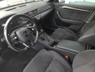 Superb Kombi SPORTLINE PHEV 156/218 DSG - Image 11