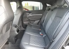 e-tron SB 50 quattro S-LINE - Image 11