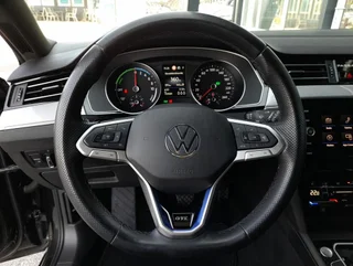 Passat Variant GTE PHEV DSG - Image 8