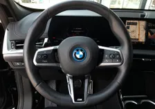 iX1 30 M-SPORT 4x4 Aut - Image 10