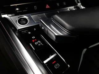 e-tron SB 50 quattro S-LINE BLACK EDITION - Image 10