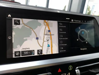 330 e Touring SPORT-LINE PHEV Aut. - Image 5