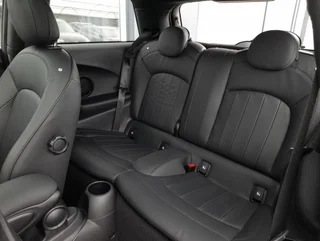 Cooper SE YOURS TRIM Aut - Image 11