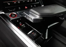 e-tron SB 95 quattro S-LINE - Image 8