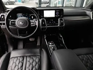 Sorento PLATINUM 4x4 PHEV Aut - Image 3