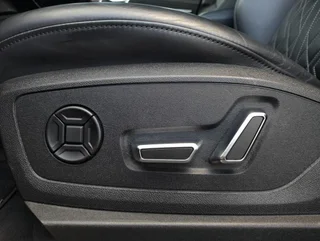 e-tron 55 quattro S-LINE - Image 11