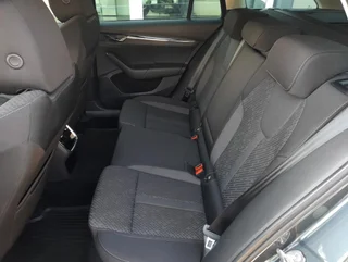 Octavia Combi STYLE PHEV DSG - Image 13