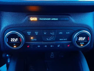 Kuga TITATIUM 2,5 Duratec PHEV Aut - Image 6