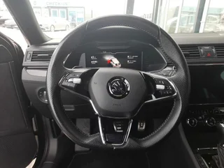 Superb Kombi SPORTLINE PHEV 156/218 DSG - Image 8