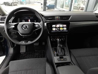 Superb Kombi STYLE PHEV 156/218 DSG - Image 3