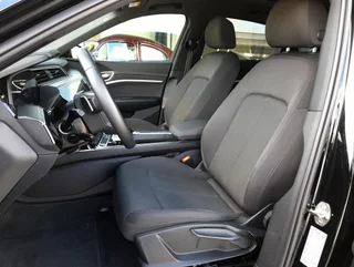 e-tron SB 50 quattro S-LINE - Image 11