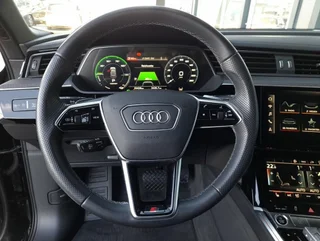 e-tron 55 quattro S-LINE BLACK EDITION - Image 10