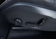 XC60 T6 R-DESIGN 4x4 PHEV Aut - Image 12