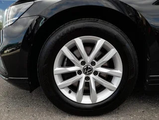 Passat Variant BUSINESS 2,0 TDI DSG - Image 17