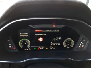 Q3 S-LINE 45 TFSIe PHEV S-tr - Image 7
