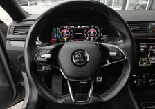 Superb Kombi SPORTLINE PHEV 156/218 DSG - Image 9