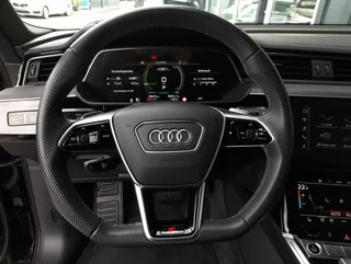 e-tron 50 quattro S-LINE BLACK EDITION - Image 9