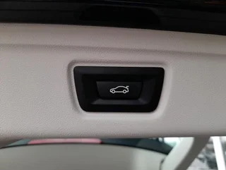 330 e Touring SPORT LINE 4x4 Aut - Image 18