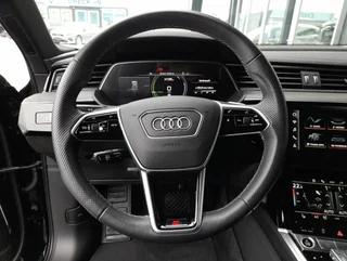 e-tron 50 quattro S-LINE BLACK EDITION - Image 10