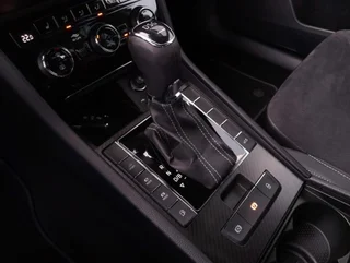 Superb Kombi SPORTLINE PHEV 156/218 DSG - Image 7