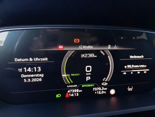 e-tron SB 55 quattro S-LINE BLACK EDITION - Image 9