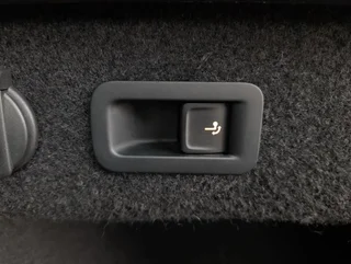 Passat Variant BUSINESS 2,0 TDI DSG - Image 14