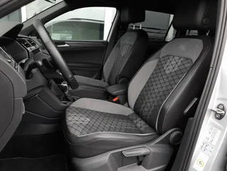 Tiguan R-LINE e-Hybrid DSG - Image 12