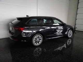 Octavia Combi TOUR 2,0 TDI DSG - Image 2