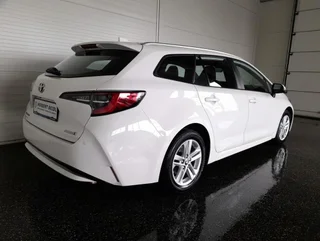 Corolla Touring SPORTS 1,8 Hybrid Aut - Image 2