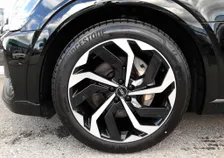 e-tron SB 50 quattro S-LINE BLACK - Image 16