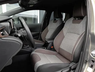 Corolla Kombi TREK 2,0 Hybrid Aut. - Image 11