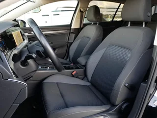 Golf VIII ACTIVE 2,0 TDI DSG - Image 11