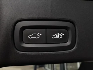 V90 T8 R-DESIGN PHEV 4x4 Aut. - Image 19