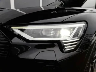 e-tron 50 quattro S-LINE BLACK EDITION - Image 17