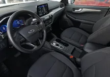 Kuga TITATIUM 2,5 Duratec PHEV Aut - Image 9