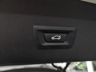 X1 4x4 PHEV Aut - Image 14