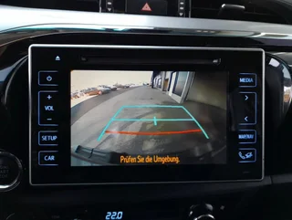 Hilux LOUNGE 2,4D-4DDouble Cab Aut. 4D - Image 4