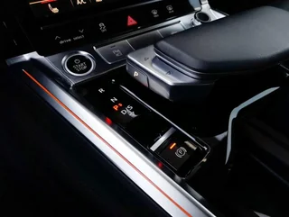 e-tron 55 quattro S-LINE BLACK EDITION - Image 9