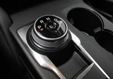 Kuga TITANIUM 2,5 Duratec PHEV Aut - Image 7