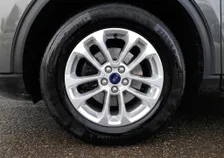 Kuga TITANIUM 2,5 Duratec PHEV Aut - Image 17