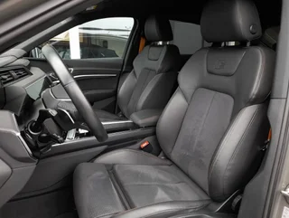 e-tron SB 50 quattro S-LINE BLACK EDITION - Image 13