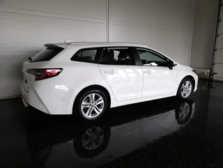 Corolla TOURING SPORTS 2,0 Hybrid Aut - Image 2