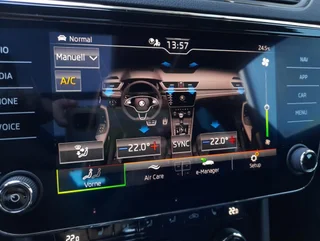 Superb Kombi SPORTLINE PHEV 156/218 DSG - Image 6