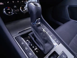 Superb Combi STYLE 156/218 PHEV DSG - Image 8