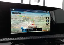 A 250e PHEV Aut - Image 4