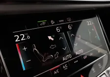 Q7 S-LINE COMPETITION 60 TFSI e quattro PHEV Tip-tr - Image 6