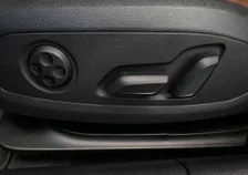 A4 Avant S-LINE 40 TDI Quattro S-tr - Image 11